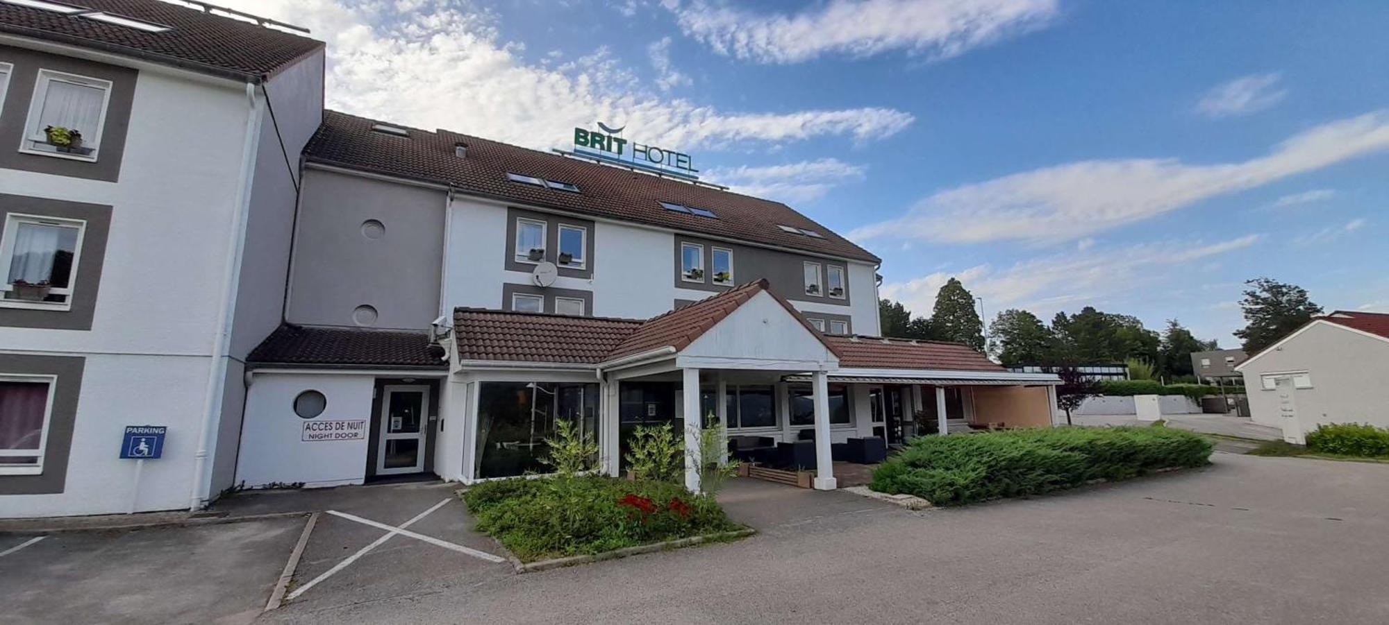 Brit Hotel Besancon L'Horloge Экстерьер фото